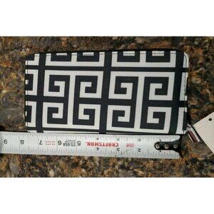 Moda Wallet New with Tags Black and White